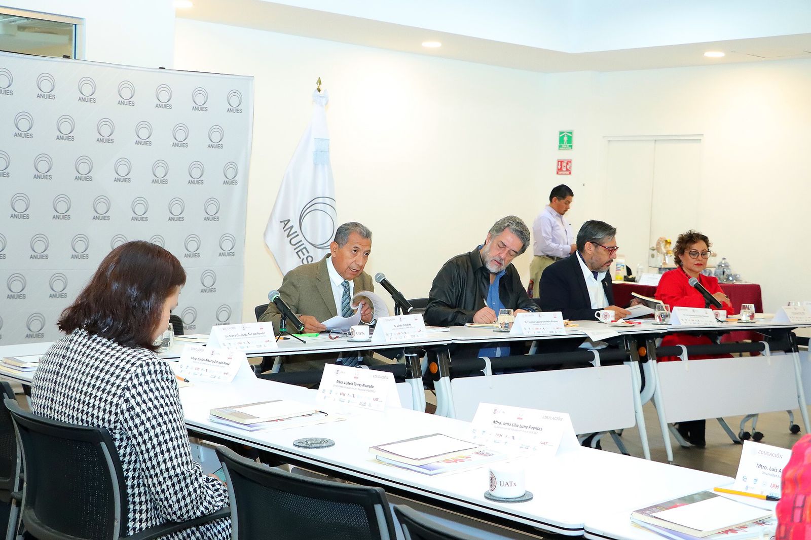 Informa Rector de la UATx sobre avances del programa nacional de atención a la primera infancia